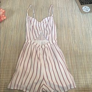 Hollister romper